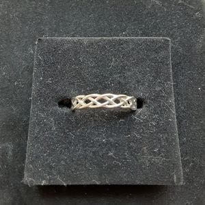 925 sterling silver Celtic knot infinity ring